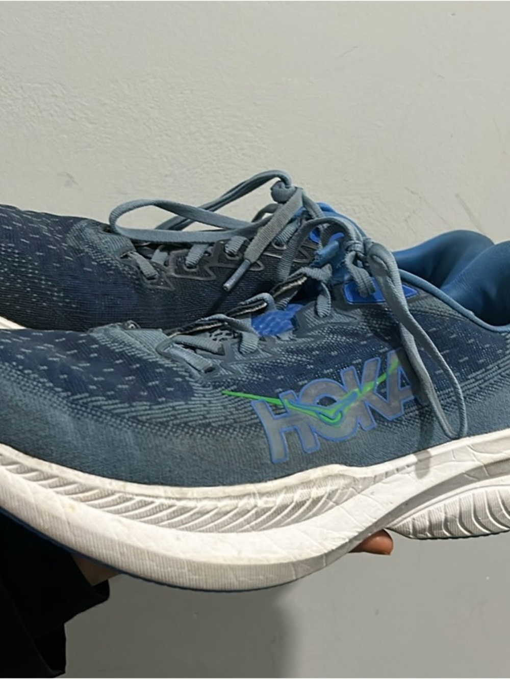 MEN'S HOKA MACH 6 RUNNING SHOES